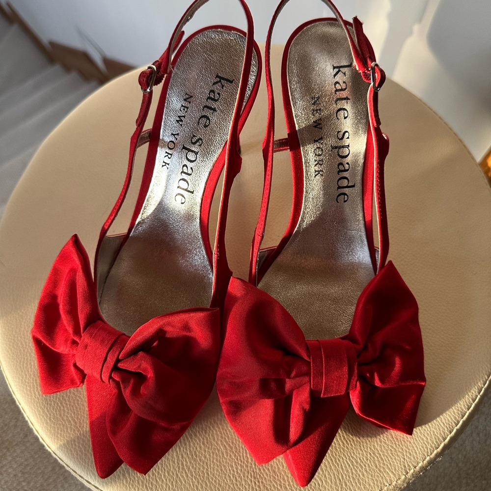 Kate Spade Holiday/ Christmas Bow Slingback Heels - Picture 8 of 8